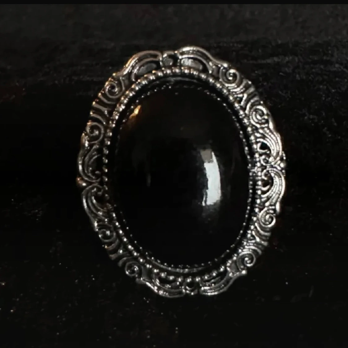 Romantic silver ring with black stone – gothic alternative vintage style - 1