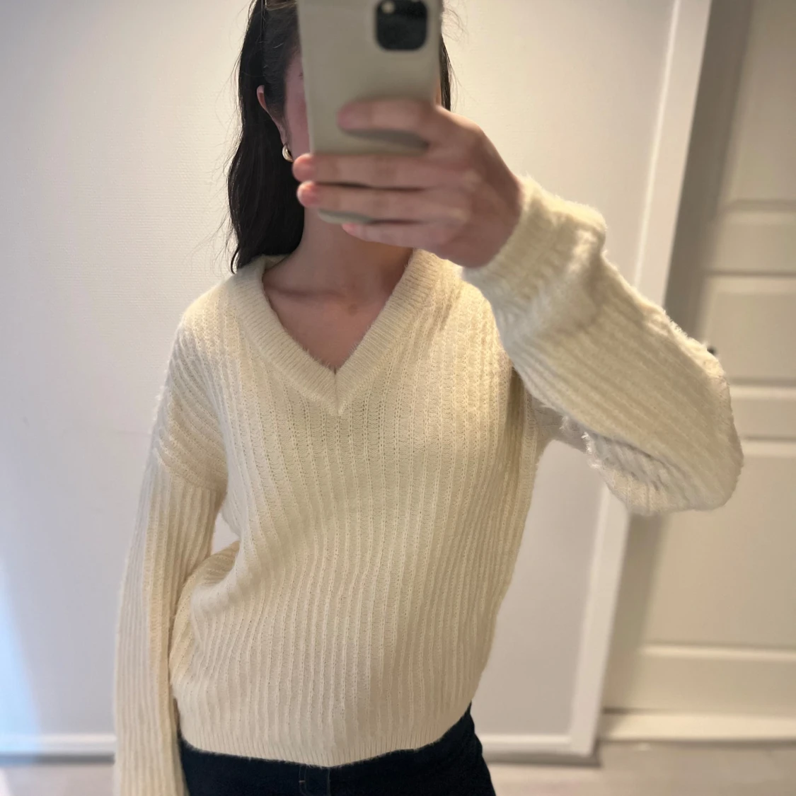 Beige ribbad tröja i nyskick - 2