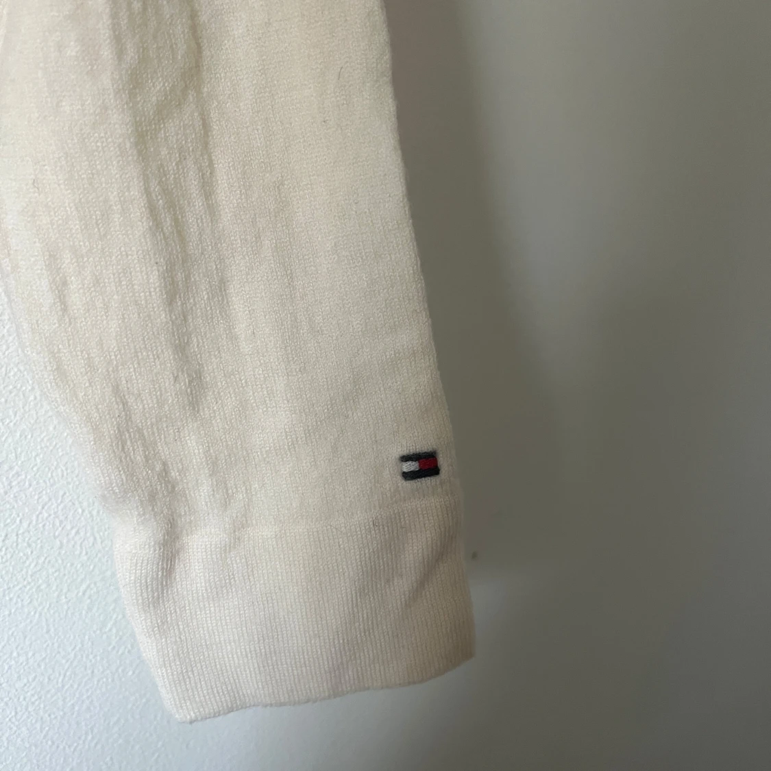 Beige kofta från Tommy Hilfiger - 2