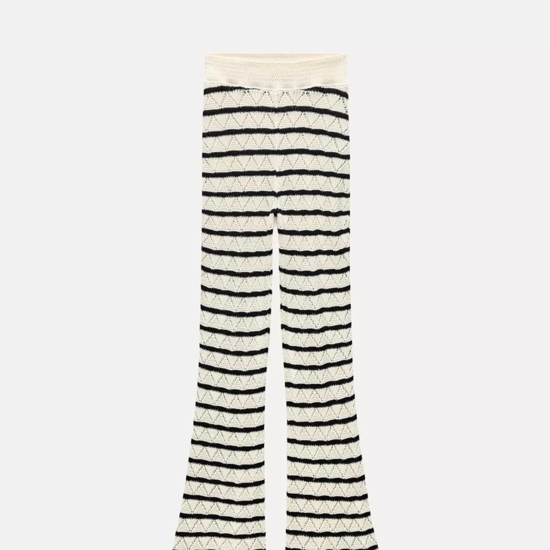 Randiga stickade byxor, Zara