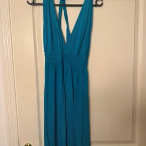  5 sommarklänningar - knappt använda - alla för 150kr - Paketpris: 5 plagg sommarkläder/festklänningar  (sommarklänningar) - storlek XS-S - alla för 150kr