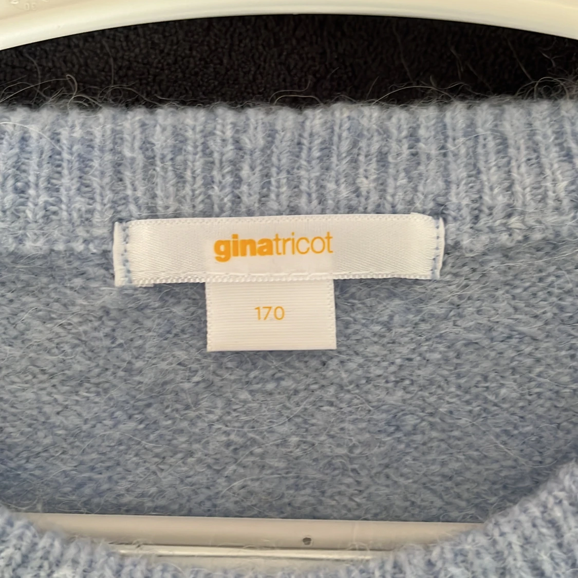 Ljusblå stickad tröja från Gina Tricot - 3