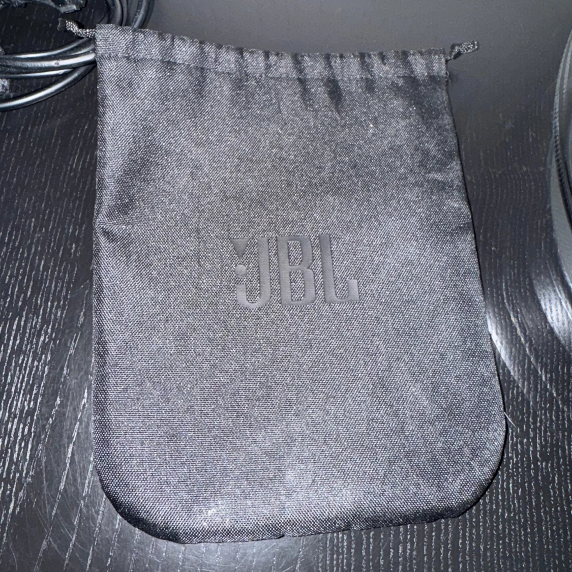 Jbl hörlurar - 1