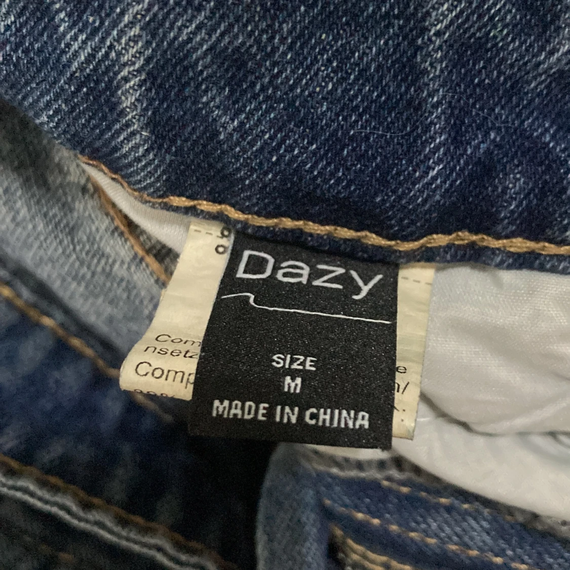Blå jeans från Dazy, storlek M - 2