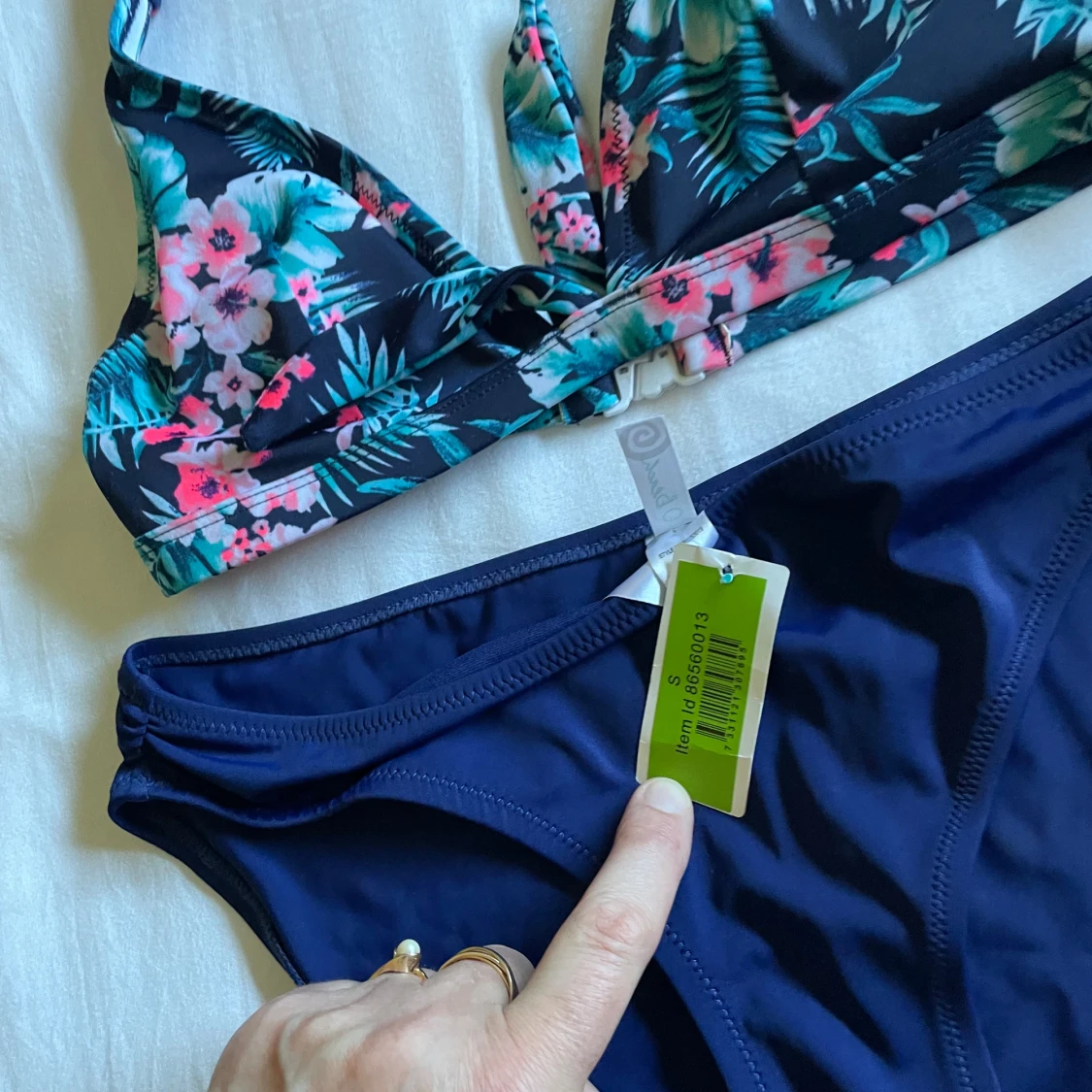 Blommig bikini från O Beach, marinblå - 2