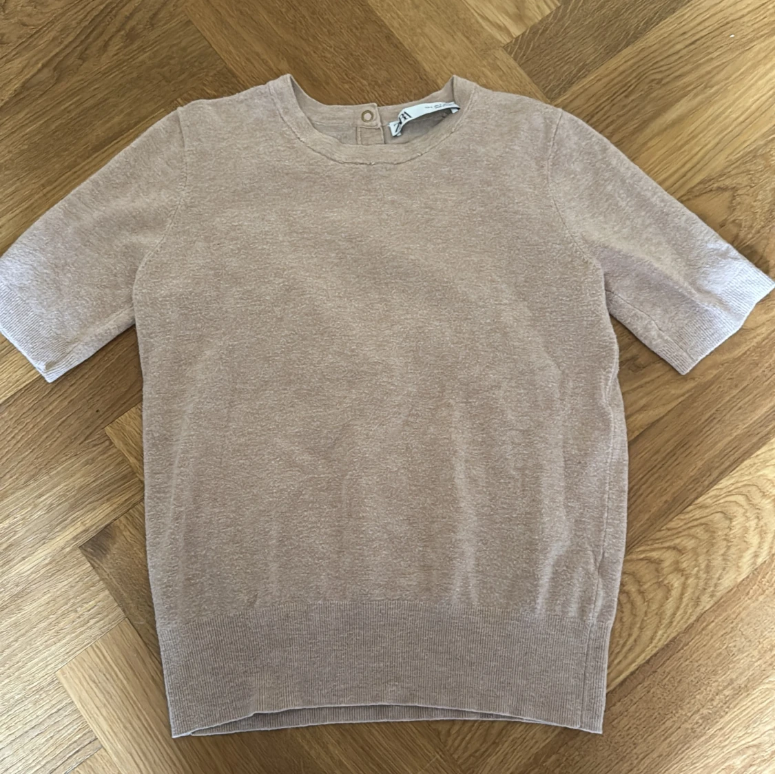 Beige stickad tröja från Zara - 1