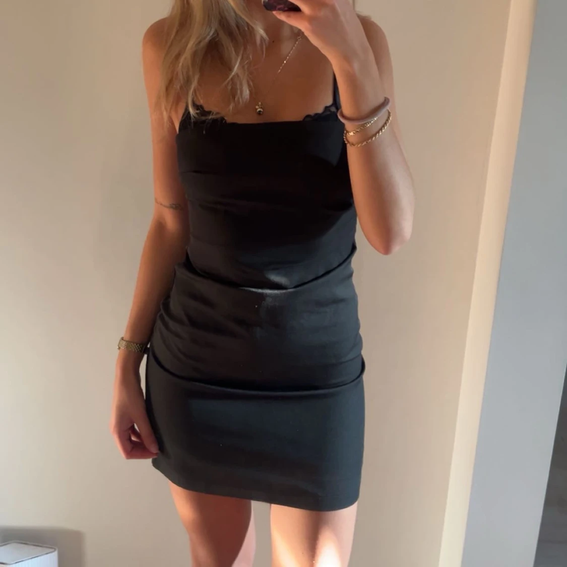 Svart kortklänning - 2