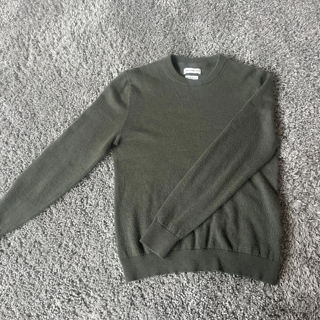 Grön merinoulltröja från These Glory Days
