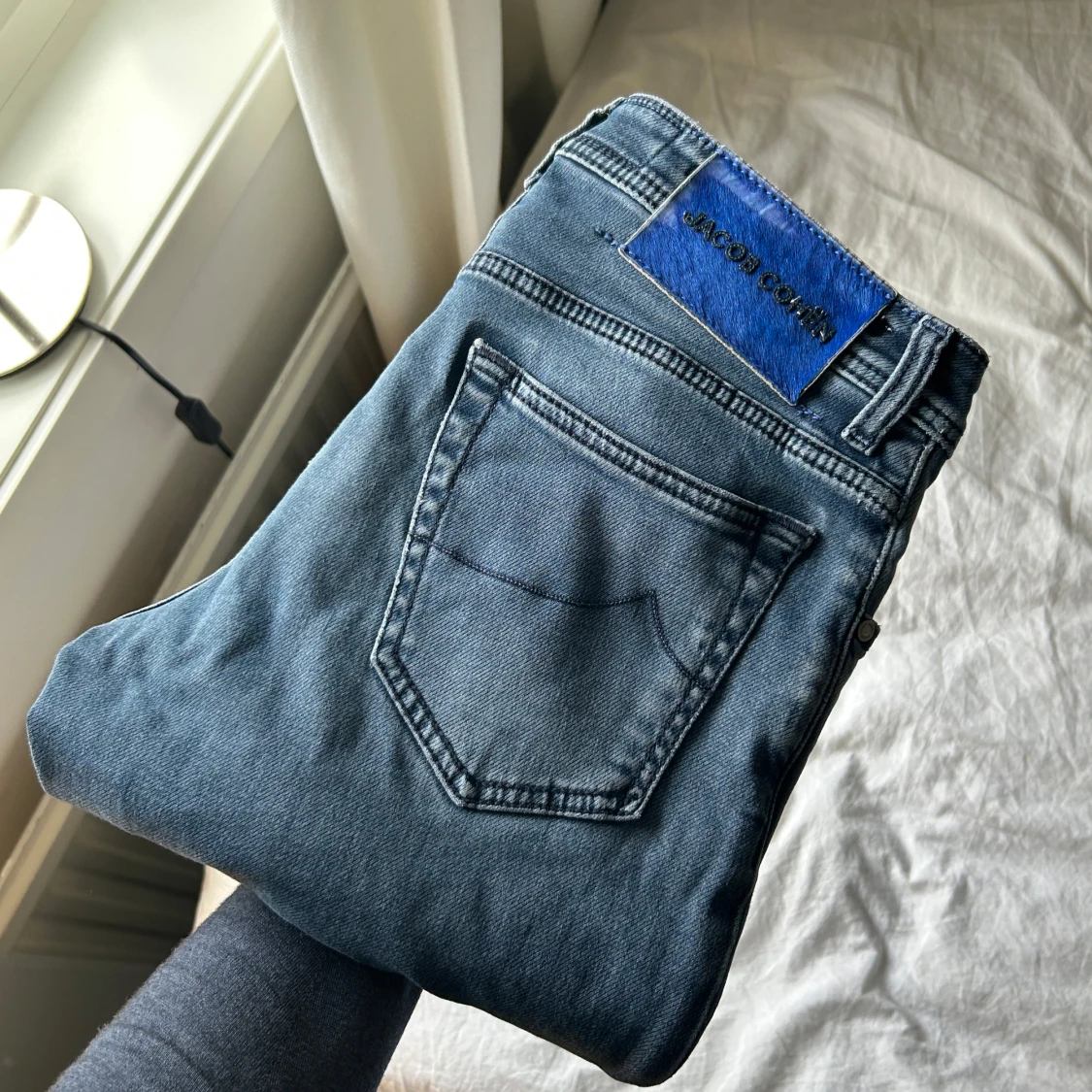 Blå jeans från Jacob Cohen