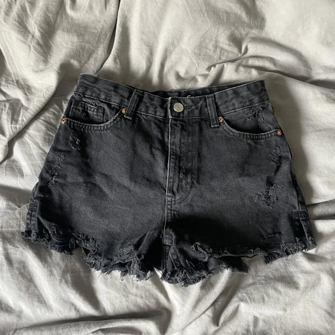 Svarta jeansshorts