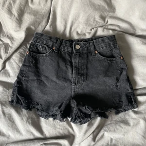 Svarta jeansshorts - Snygga svarta jeansshorts💗