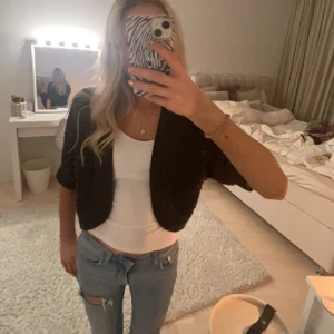 Fin kofta/bolero - Fin brun bolero🤎