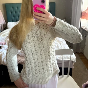 Stickad tröja - En jättefin tröja ifrån hm!
