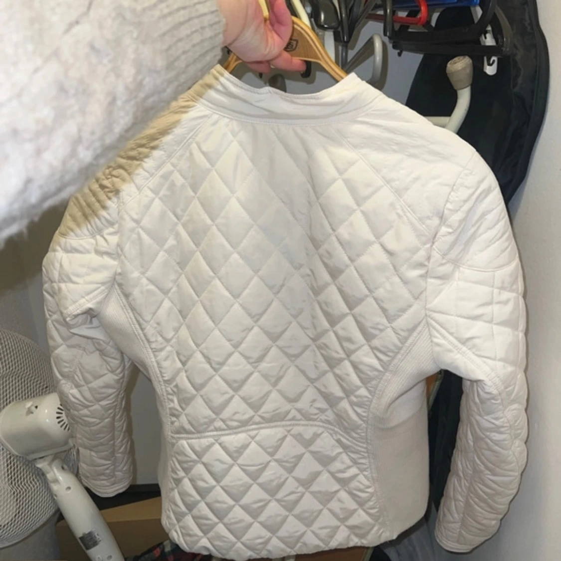 Vit quiltad jacka - 1