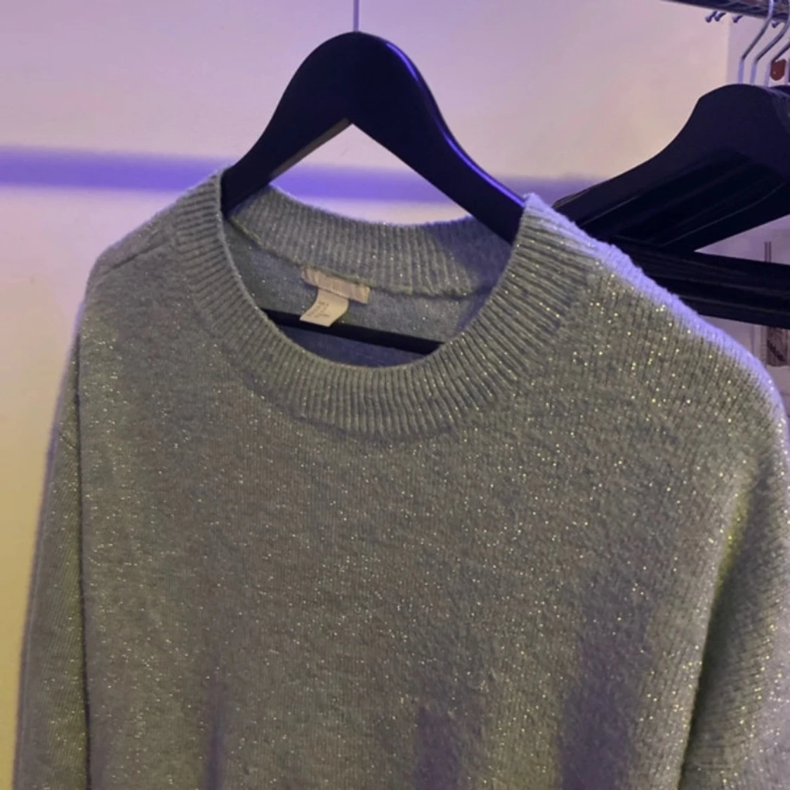 Glittrig tröja - 2