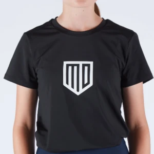 MAYA DELOREZ T- SHIRT - Jag säljer nu min Maya delorez t-shir pg av att den inte har kommit till användning.🎀 Fint skick har använt max 3 ggr.💗Orginal pris ca 449 kr . Nypris ca 349 kr kan tänka mig att gå ner i pris vid snabbt köp🎀 stl S