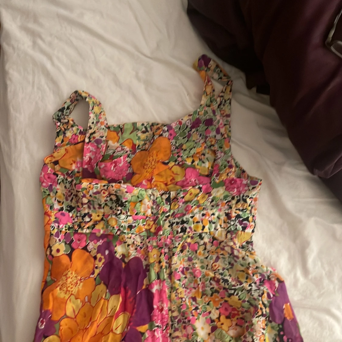 Färgglad blommig sommarklänning med dragkedja - 3