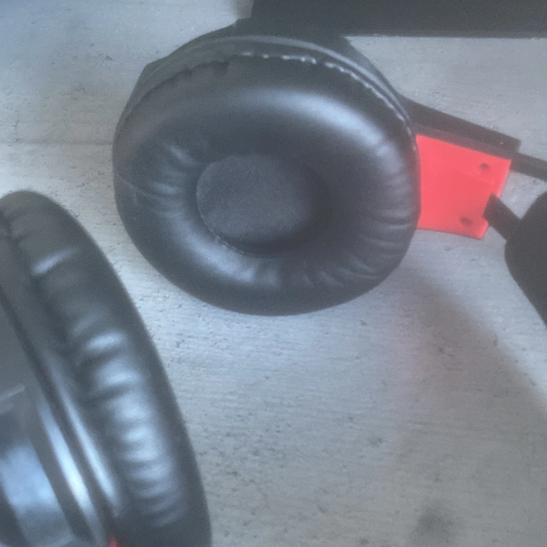  Gaming hörlurar  - 2