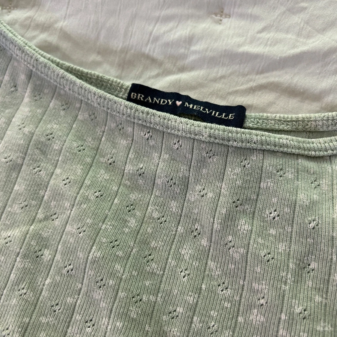 Ljusgrönt line från Brandy Melville - 1