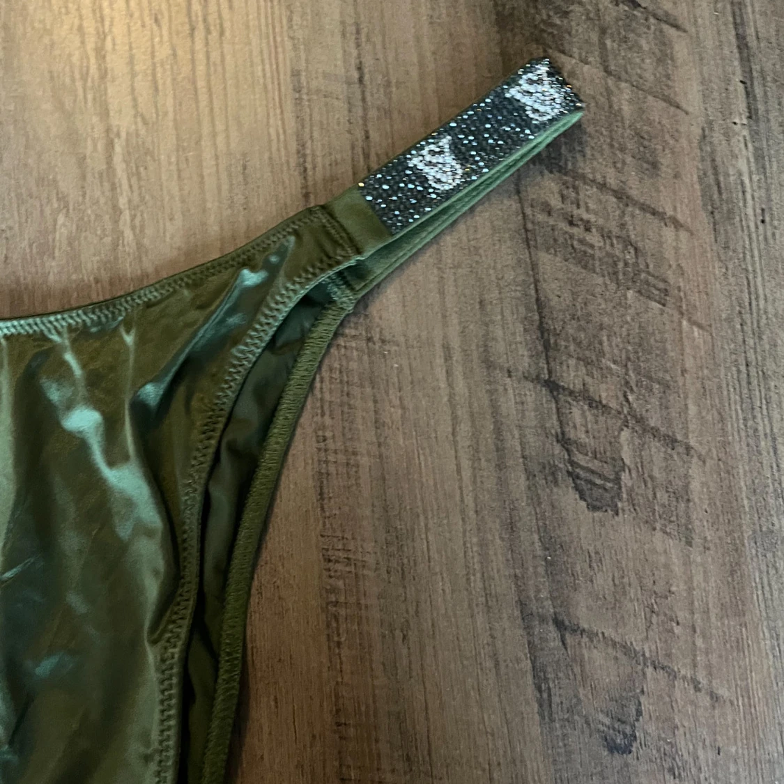 Viktoria secret string  - 1