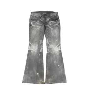 Tornado mart flared jeans - Tornado mart flared jeans i storlek M, 41/104/30, skicket(kolla bilderna)