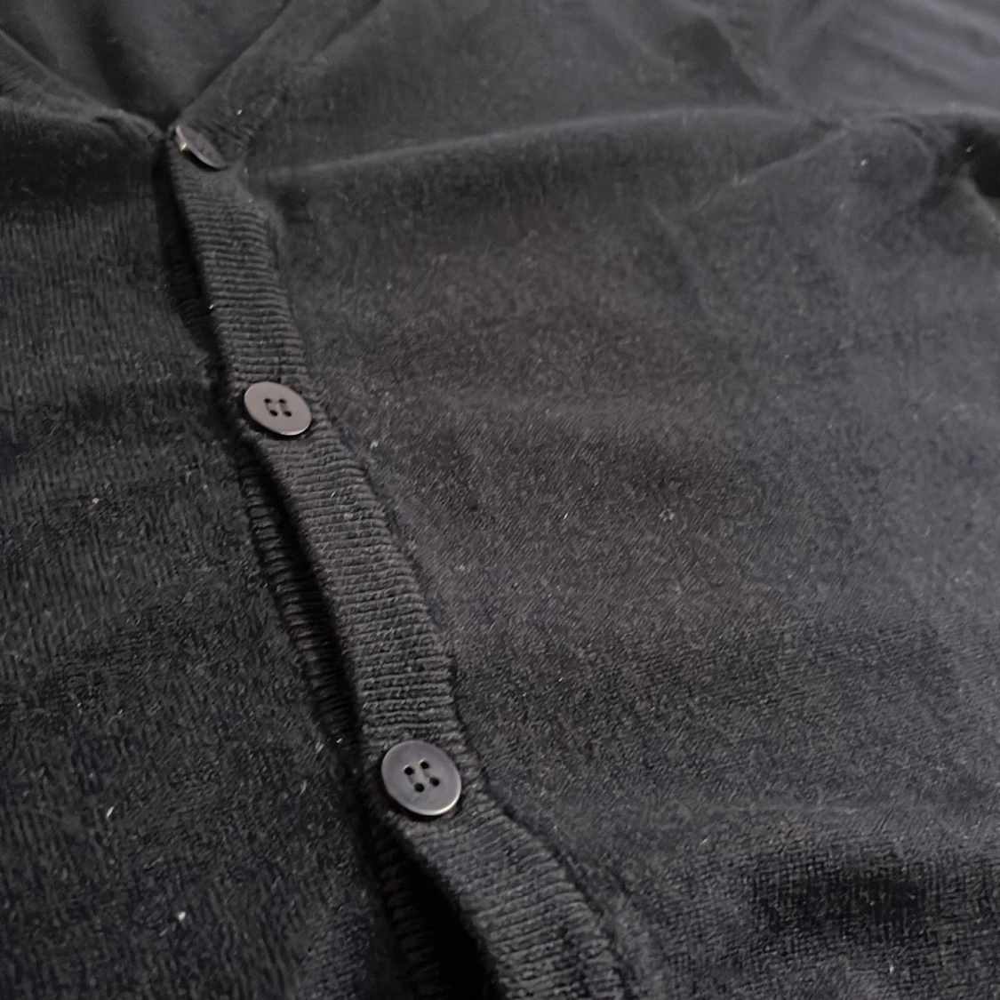 Mörkblå kofta i merinoull - 1