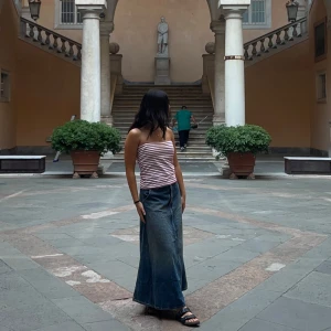 Stradivarius maxikjol - Använd bara fåtal gånger, som referens är jag 163 cm på bilderna 