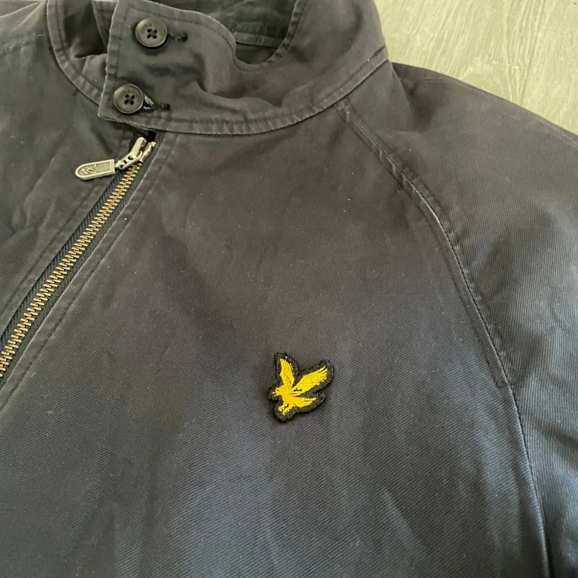 Svart jacka från Lyle & Scott - 4