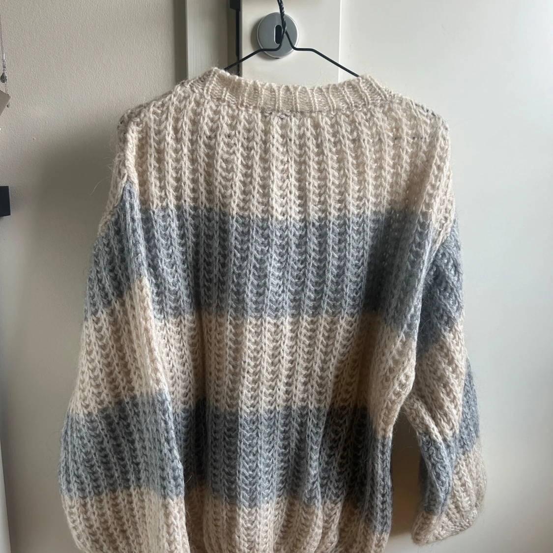 Stickad tröja Design By Si - 1