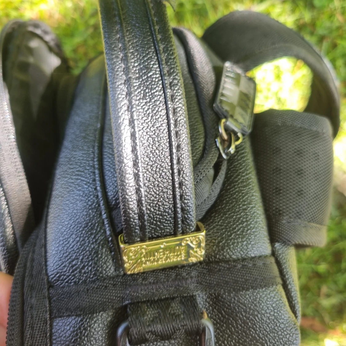 Svart ryggsäck från Sprayground - 4