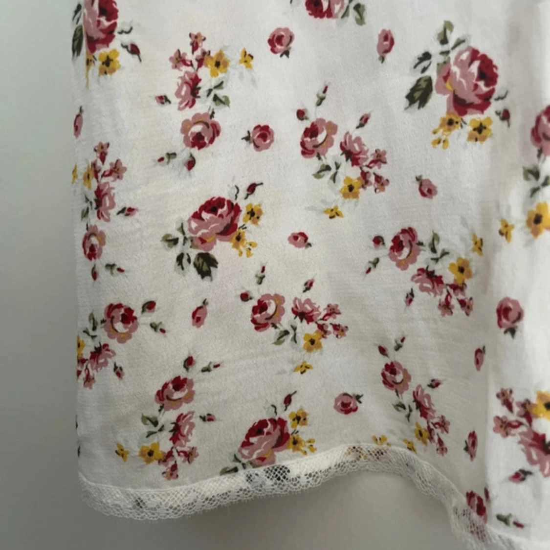 Blus blommig spets - 2