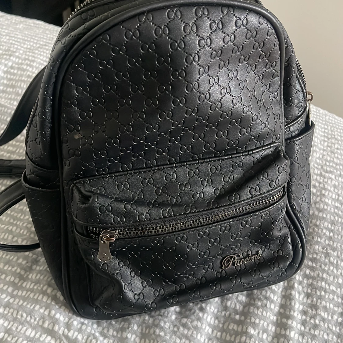 Svart ryggsäck från Puccini i skinn