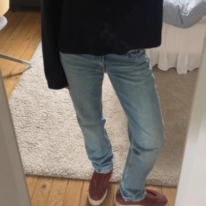 Raka jeans  - Raka jeans från Zara i storlek 40! Knappt använda. 