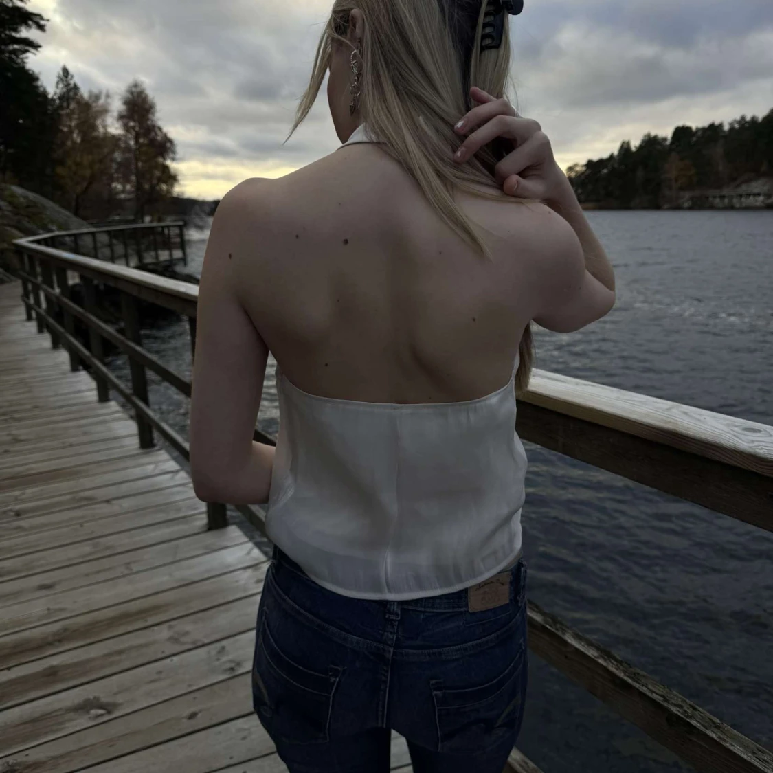 Beige halterneck topp - 1