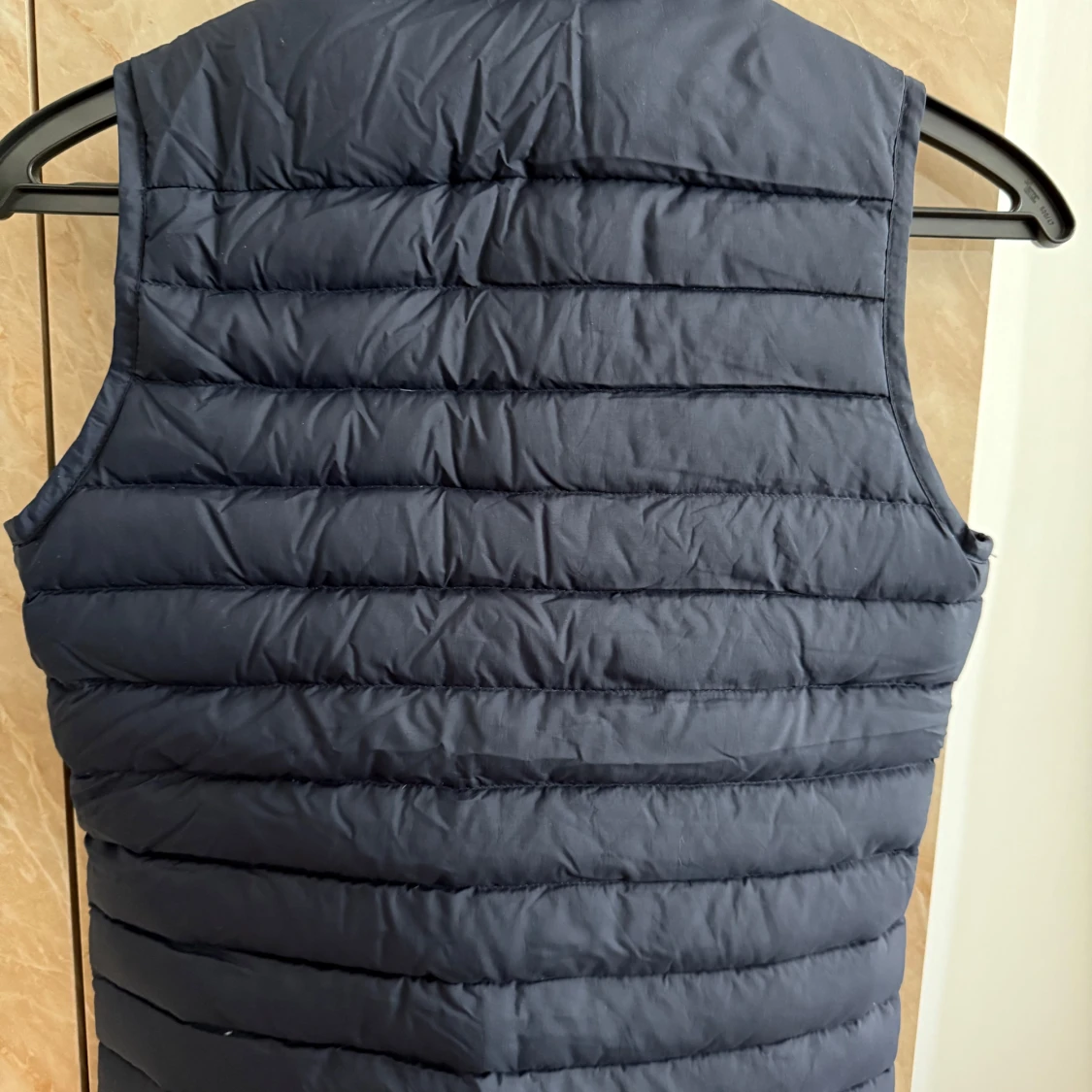 Mörkblå dunväst från Scorpion Bay - 3