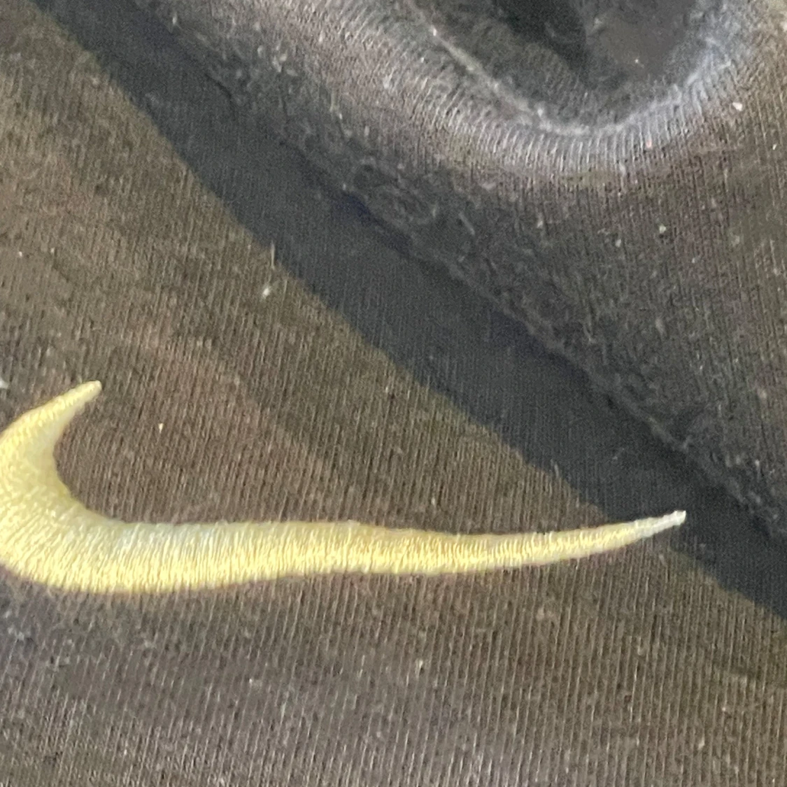 Svart Nike Liverpool hoodie med röd och vit detalj - 2