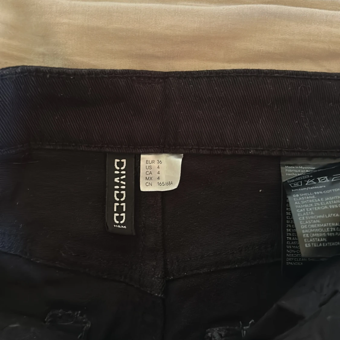 Svarta mom fit jeans - 2