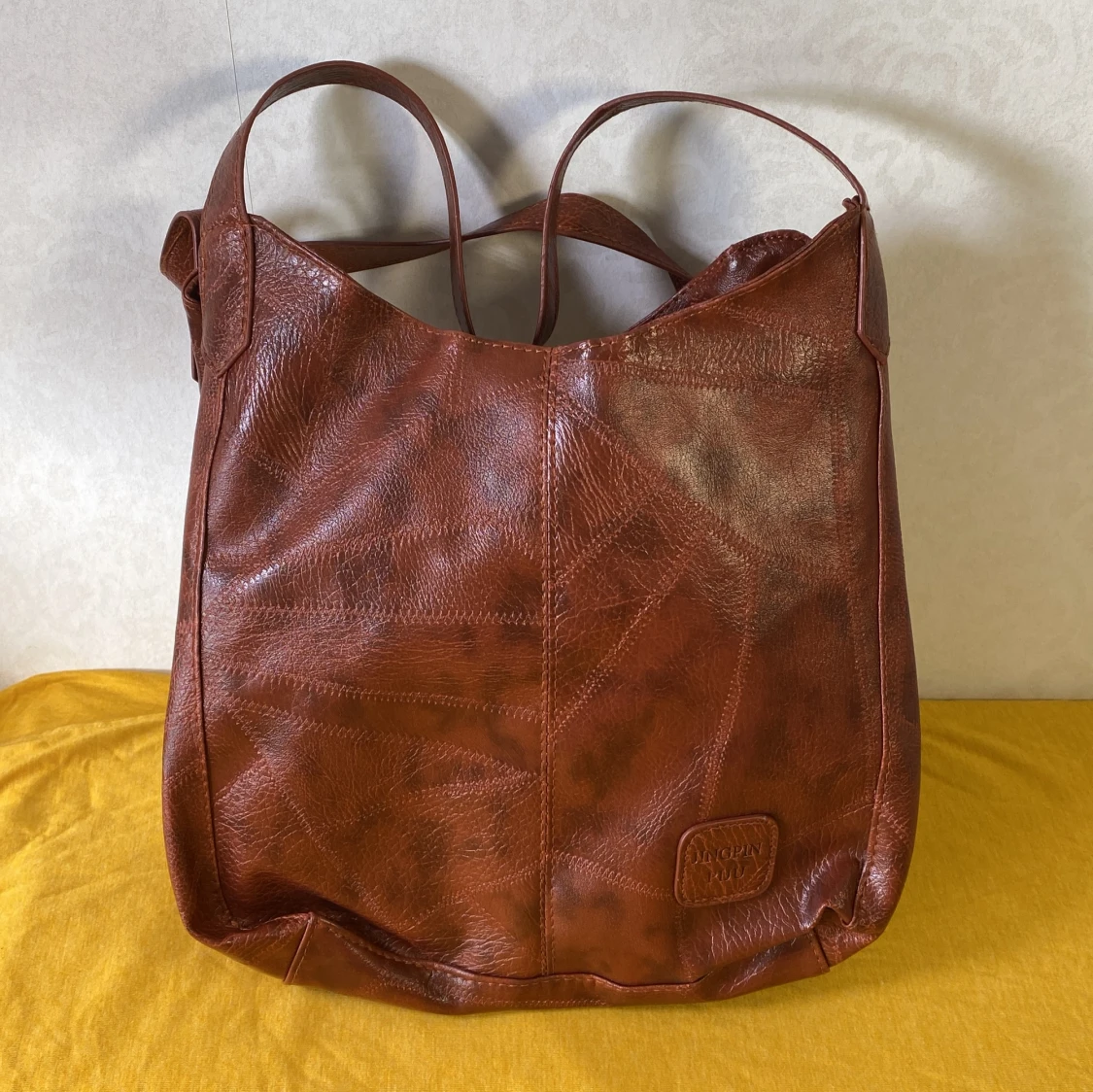 Brun axelväska i skinn