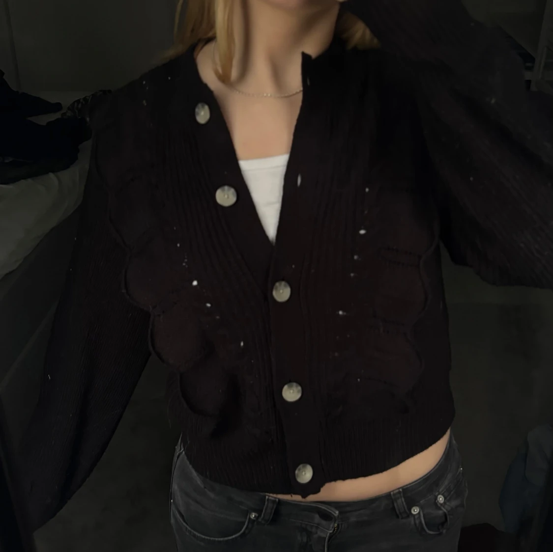 Svart kofta med knappar