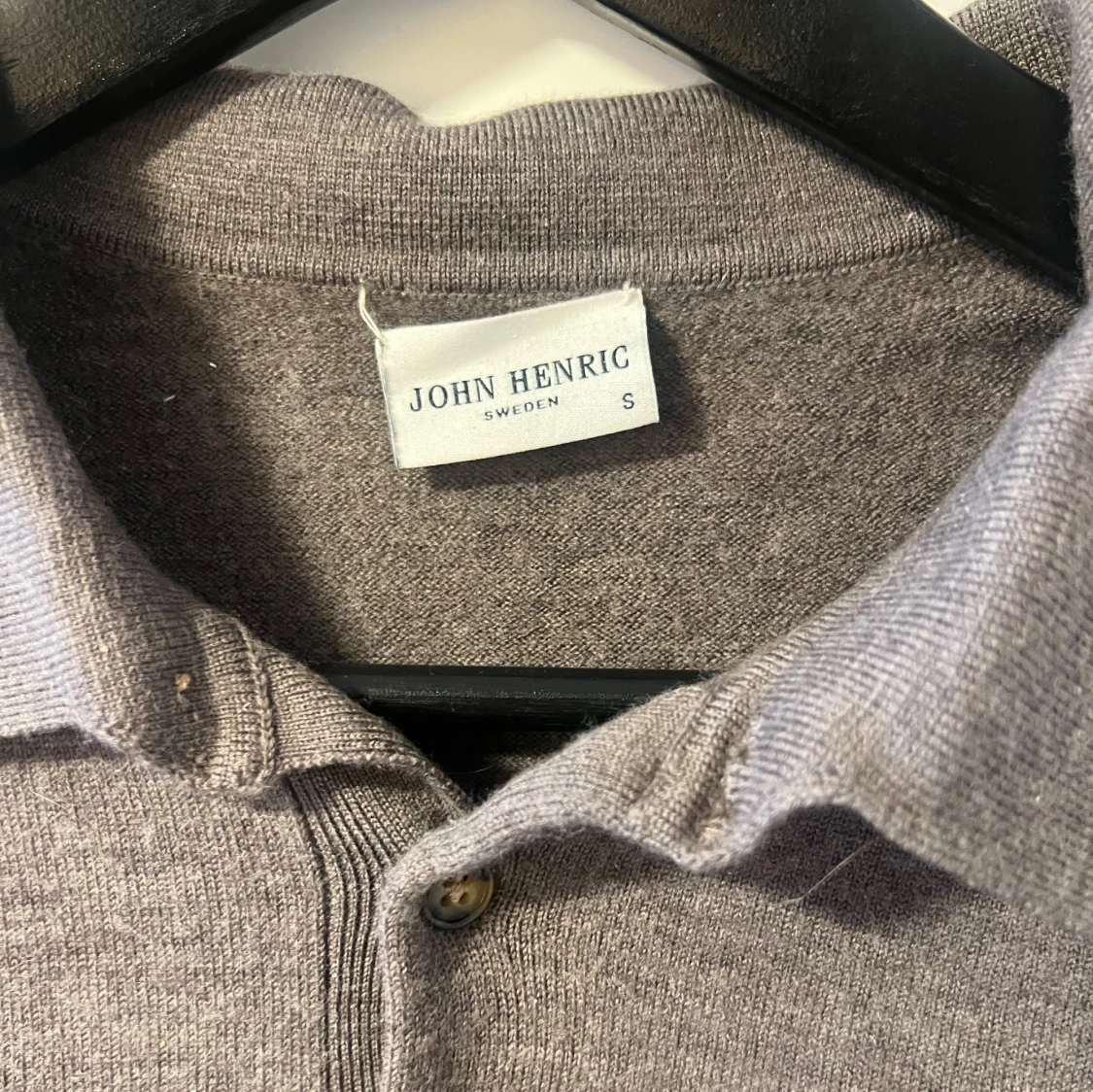 Grå merinoullströja från John Henric - 2