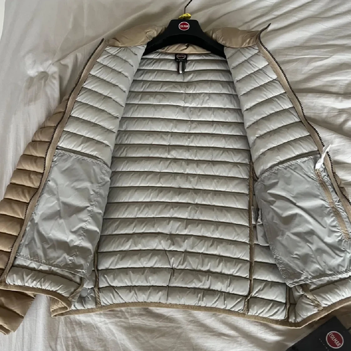 Beige dunjacka från Colmar (helt ny) - 1