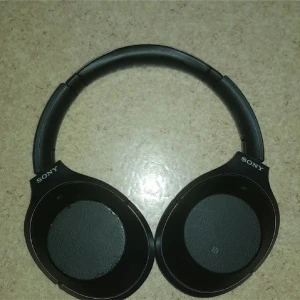 WH-1000XM2 [2017] - Hörlurar med grymt bra volym!