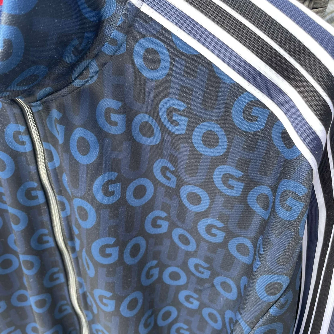 Blå mönstrad track jacket från HUGO - 3