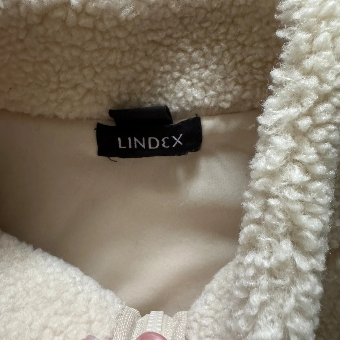 Beige fleeceväst från Lindex i XS - 1