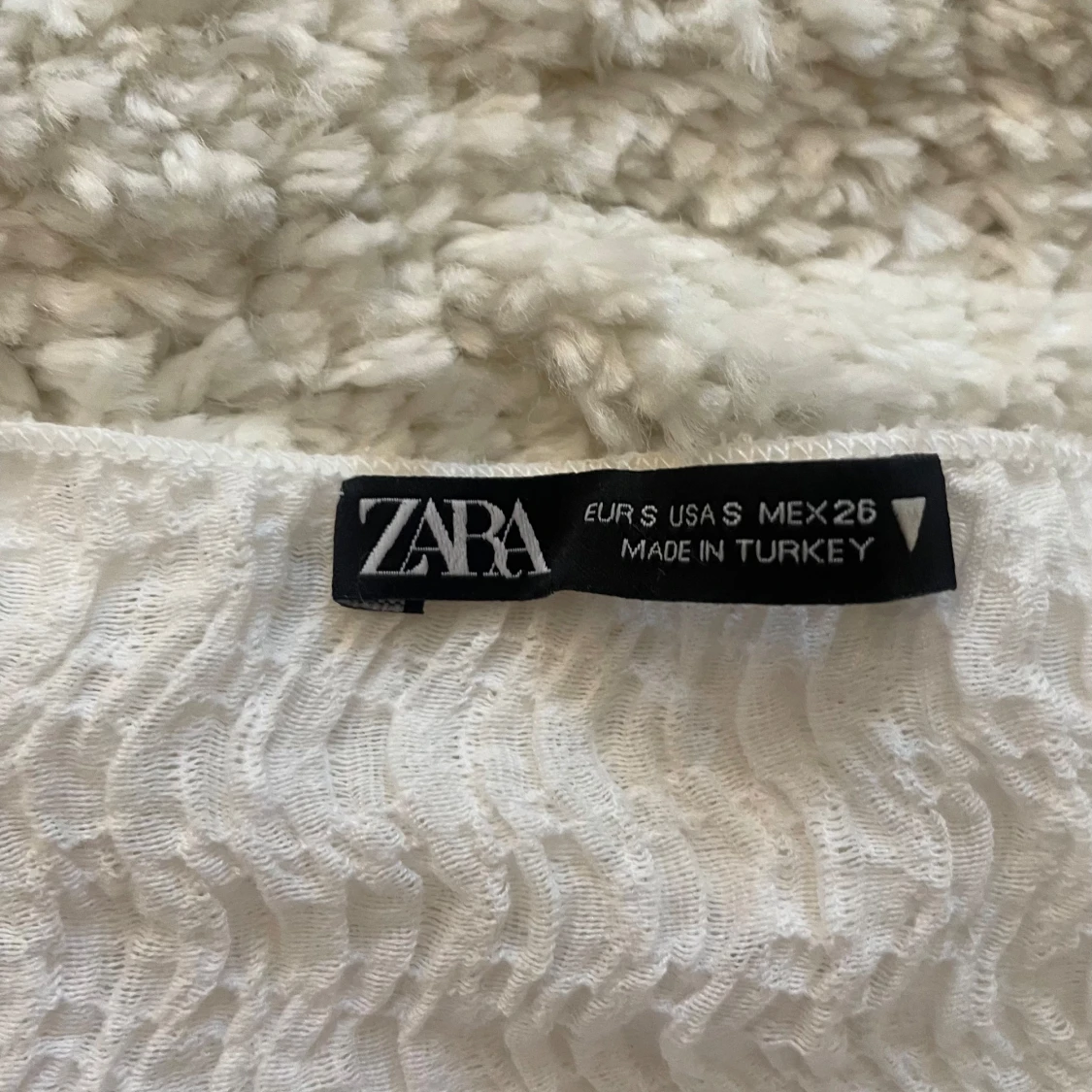 Vit offshoulder topp från Zara - 2