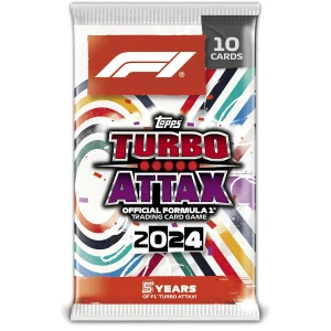 Turbo Attax Official Formula 1 Trading Card Game 2024 - Samla och byt F1-kort med Turbo Attax 2024! Perfekt för racingfans som vill ha spänning och coola bilar i fickformat. Fira 5 år av F1 Turbo Attax med detta officiella samlarkortspel – utmana vänner och bygg din ultimata samling! Detta är en Mystery gift/box man får 5 kort för endast 30 kr! Helt ny köpta