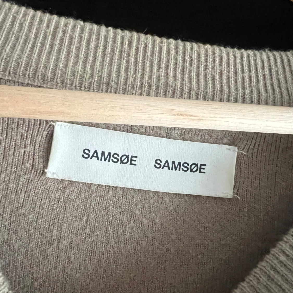 Beige  tröja från Samsøe Samsøe - 2