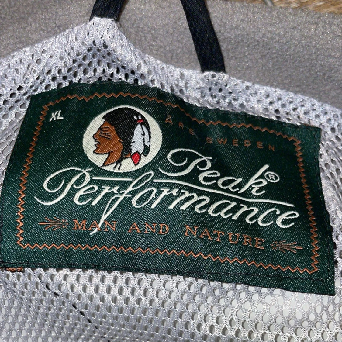 Peak Performance svart/grå vindjacka - 4