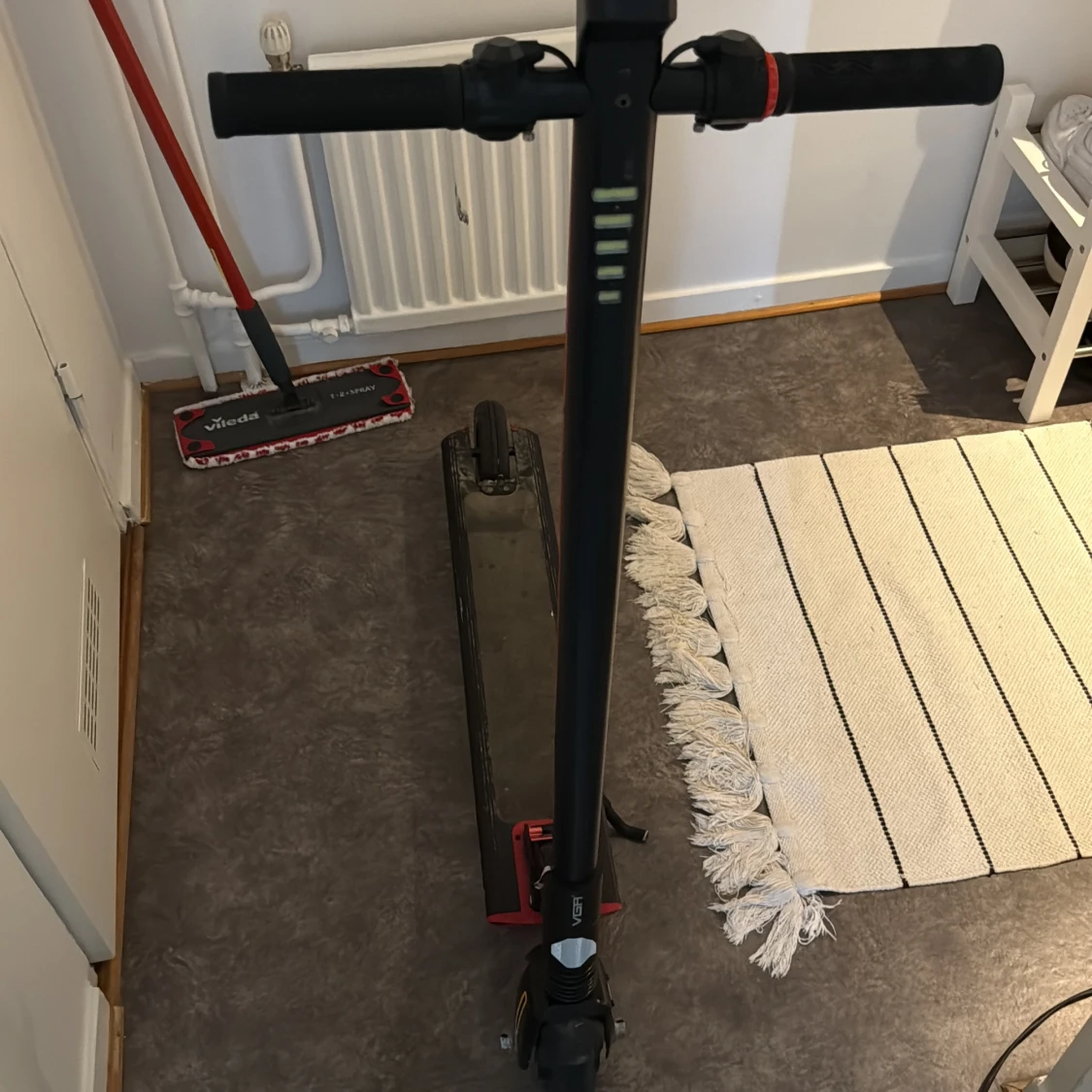 Laddare ingår också  - 1