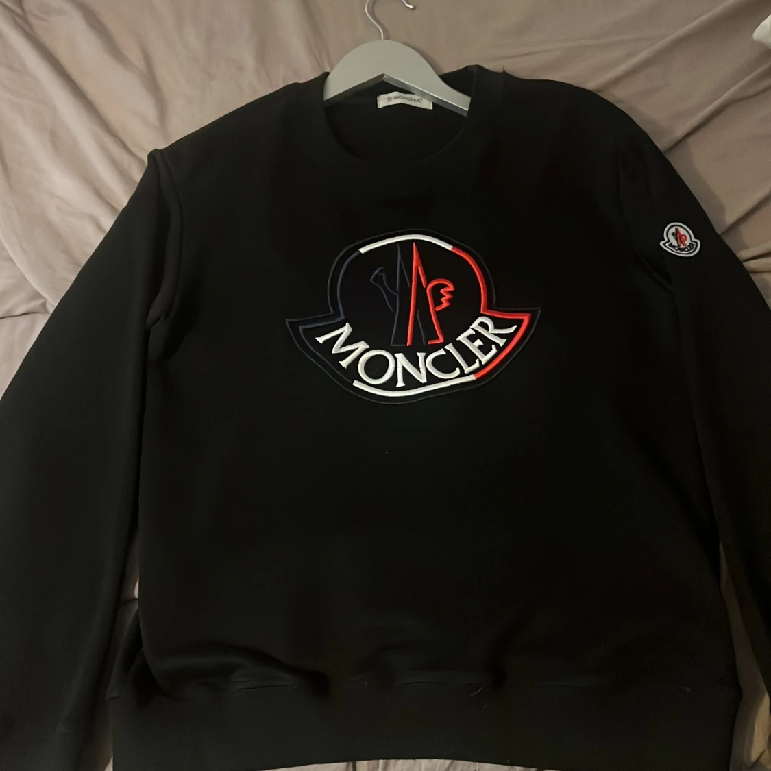 Svart Moncler sweatshirt med stor logga